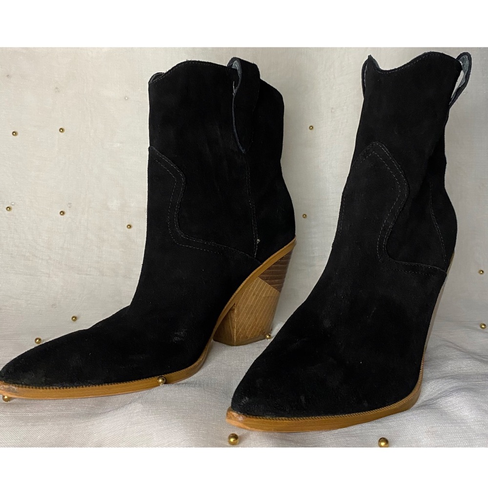 MARC FISHER SOBINA SUEDE POINTED TOE COWBOY BOOT